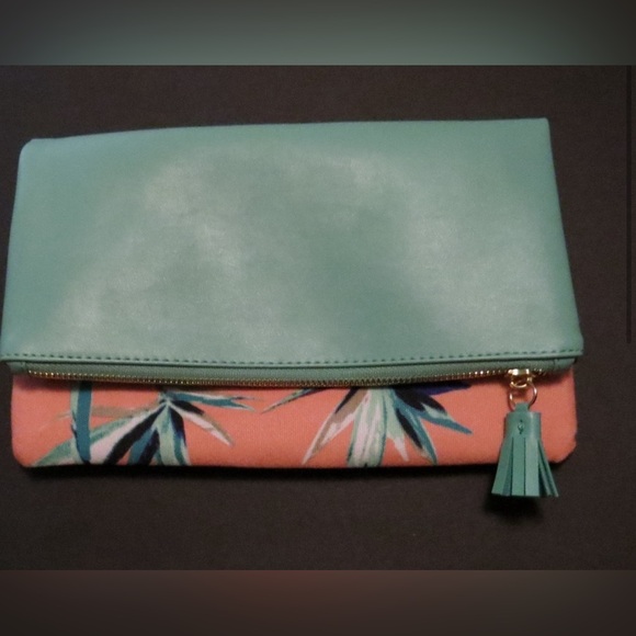 Rachel Pally Foldover Clutch Reversible - Picture 3 of 5